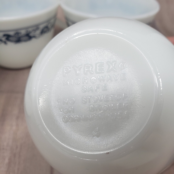 Vintage Pyrex Blue Onion Milk Glass Coffee Tea Mug  set of 4 - Picture 3 of 7